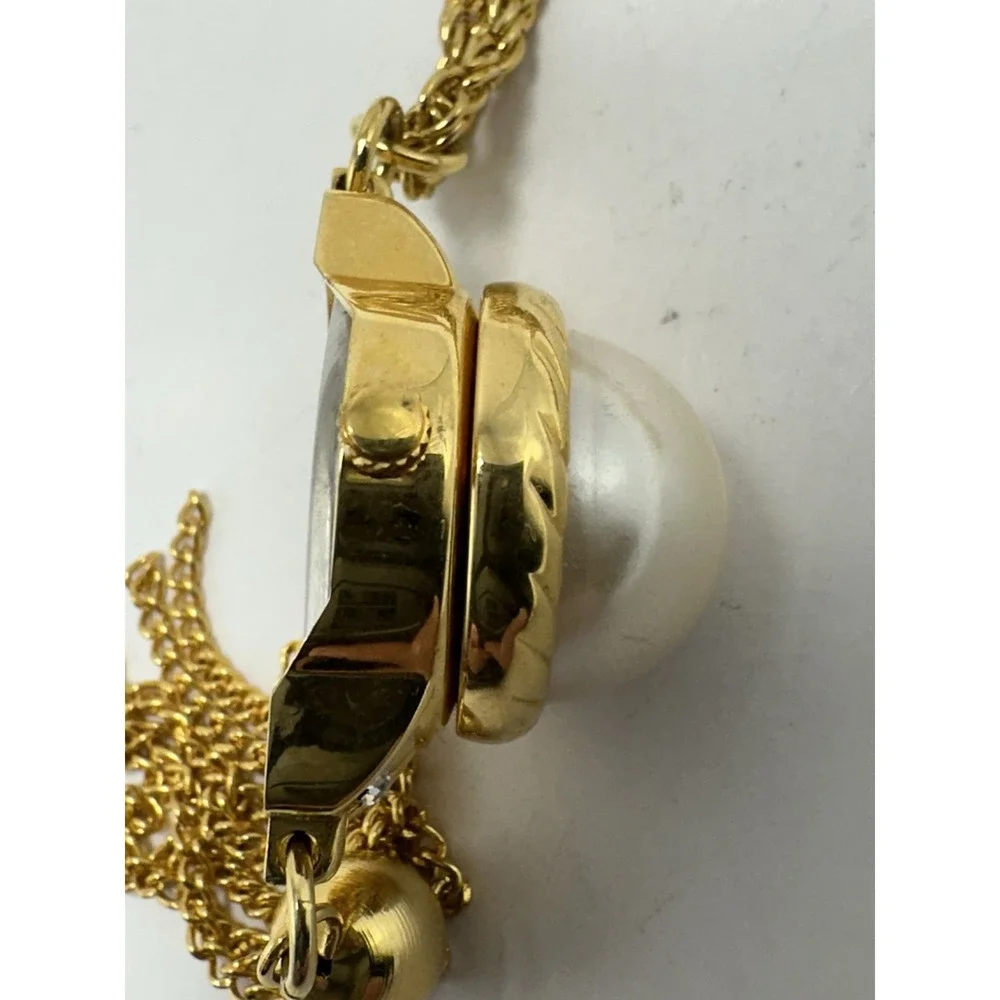 Futura Pendant Ladies Watch New Battery Faux Pearl Tassel‎ 21MM 30
